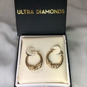 14K gold kissing ram earrings